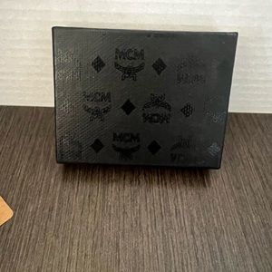 MCM wallet box